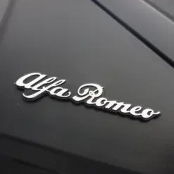 1x Alfa Romeo 3D Aluschild 55x11mm Lenkrad Spiegel Aufkleber SPEAKER Logo Emblem