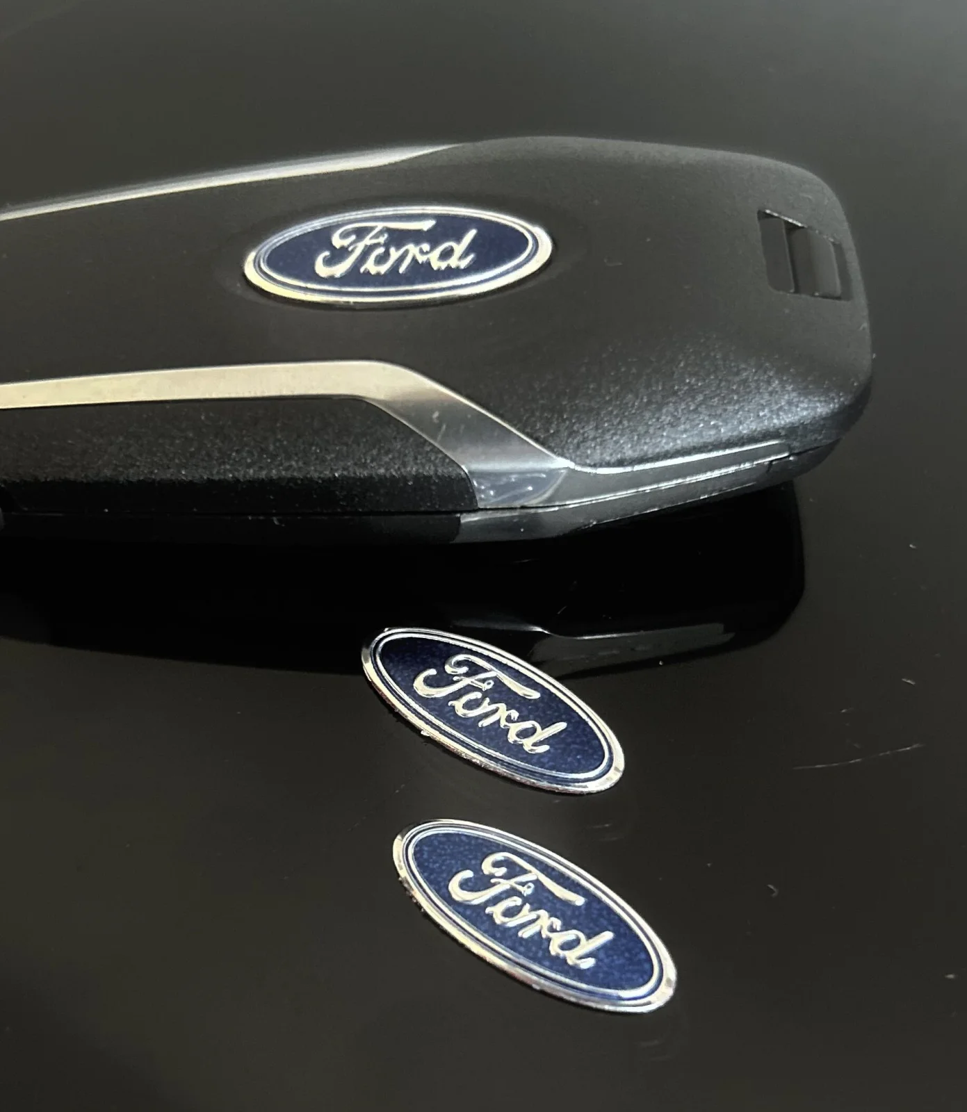 1x FORD original Aufkleber 3D Schlüssellogo 23x10mm Emblem Schriftzug Logo selbstklebend – Bild 4