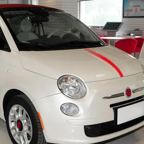 1x für Abarth FIAT 500 Emblem Schild Aufkleber ROT glänzend für Motorhaube Design Streifen 595 500C