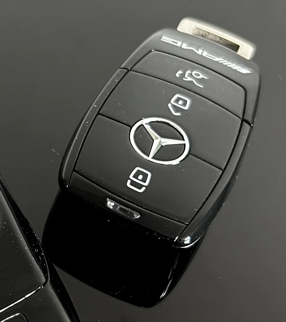 1x für MERCEDES Funkschlüssel AMG in METALL schwarz glänzend Gehäuse Autoschlüssel Fahrzeugschlüssel Schlüssel Fernbedienung – Bild 2