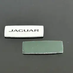 1x JAGUAR original Aufkleber in Metall CHROM auch als Schlüssellogo Armaturen Emblem Schriftzug LOGO – Bild 4