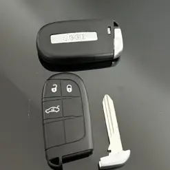 Alternative view of 1x JEEP Challenger Chrysler Dodge Jeep RAM Schlüsselgehäuse mit Emblem Logo Autoschlüssel