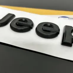 1x neu für Jeep Emblem 140mm Metall SCHWARZ glänzend Schriftzug Logo OVP Patch selbstklebend – Bild 2