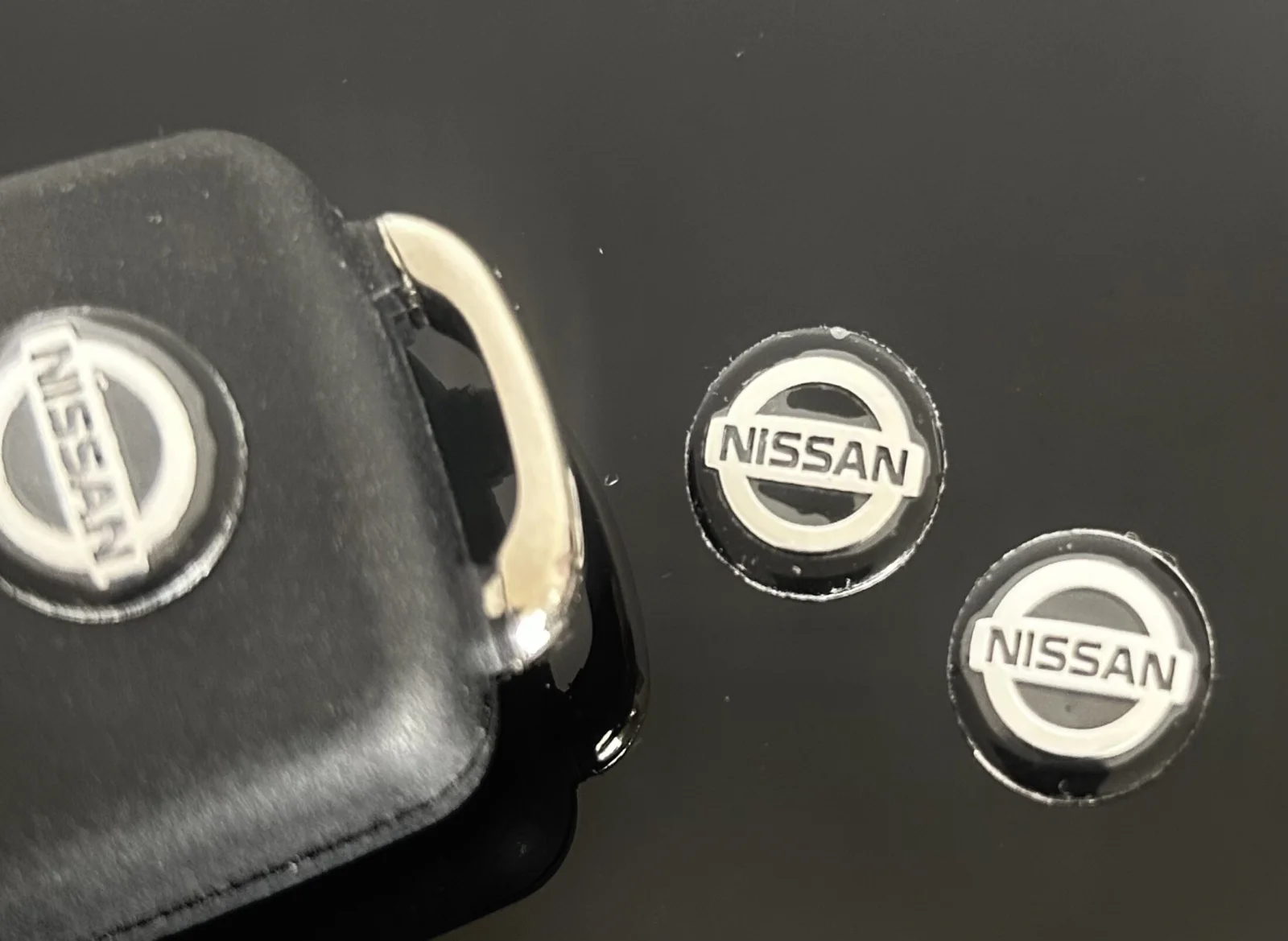 1x NISSAN Schlüssel 14mm Aufkleber ALU Schlüssellogo Emblem Schriftzug LOGO – Bild 2