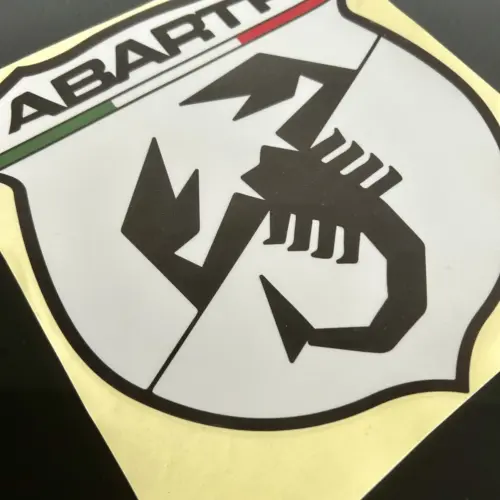 250mm Abarth 500 595 695 Schild 25cm Emblem Logo Schriftzug Aufkleber – Bild 2