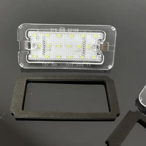 Alternative view of 2x LED Kennzeichenbeleuchtung für Fiat Abarth 500 595 695 Leuchte Beleuchtung hinten 51800482