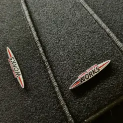 2x MINI Cooper  WORKS Teppich Metall Emblem 9cm Chrom Logo Schild Emblem – Bild 6