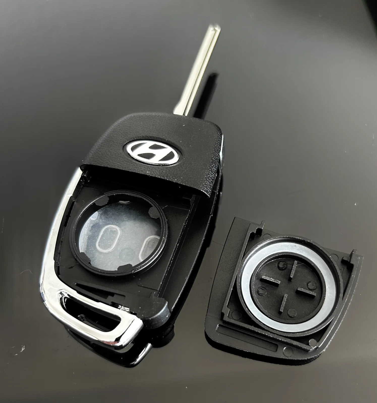ORIGINAL Hyundai Schlüsselgehäuse + ELEKTRONIK Funk Fernbedienung Autoschlüssel KFZ Solaris ELANTRA Santa Fe i10 i20 i30 i35 i40 IX35 IX45 – Bild 2