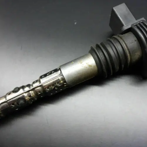 AUDI ORIGINAL 06B905115N  Zündspule mit Zündkerzenstecker Zündmodul Seat Skoda